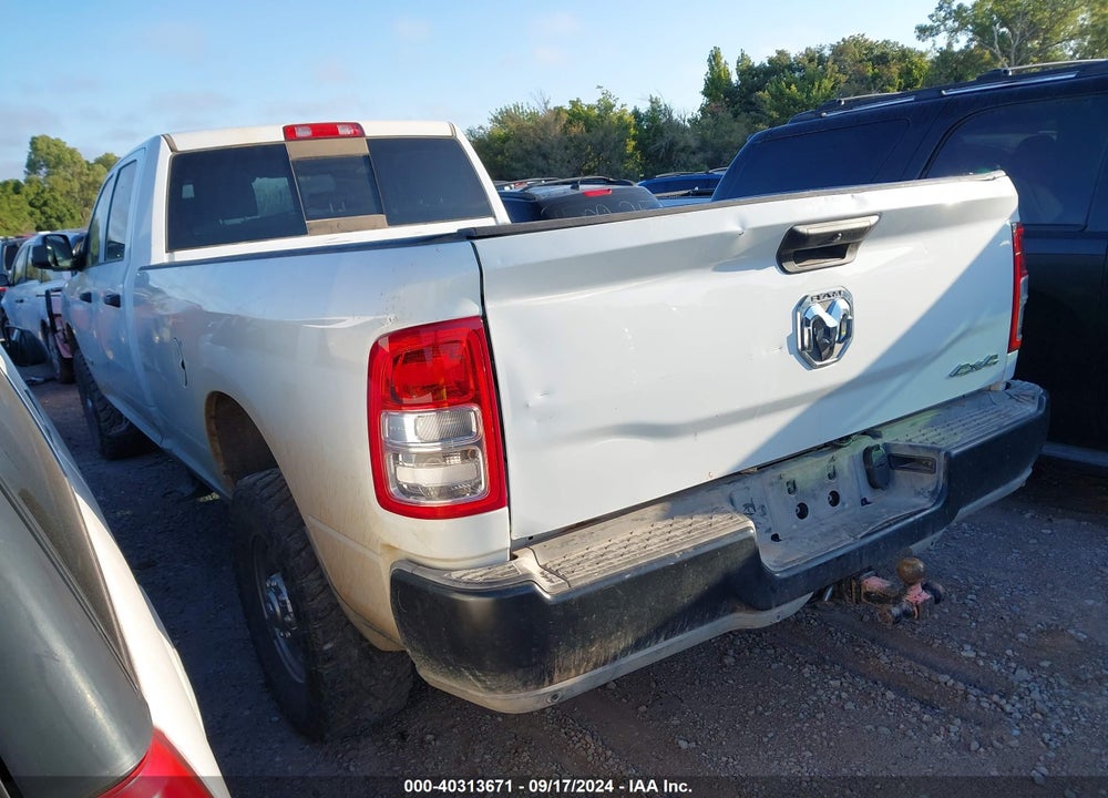 2022 RAM 2500 TRADESMAN 4X4 8' BOX VIN: 3C6UR5HJ7NG251545