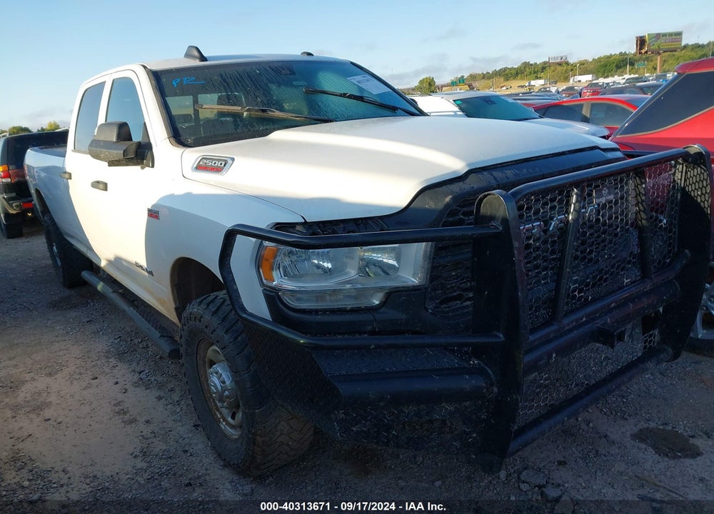 2022 RAM 2500 TRADESMAN 4X4 8' BOX VIN: 3C6UR5HJ7NG251545