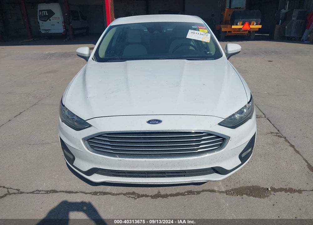 2019 FORD FUSION SE VIN: 3FA6P0HD4KR127307