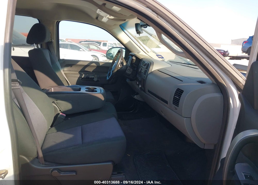 2013 CHEVROLET SILVERADO 1500 LS VIN: 3GCPCREA2DG166338