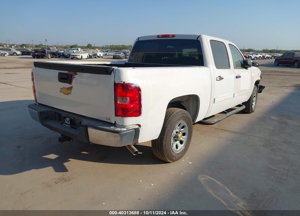2013 CHEVROLET SILVERADO 1500 LS VIN: 3GCPCREA2DG166338