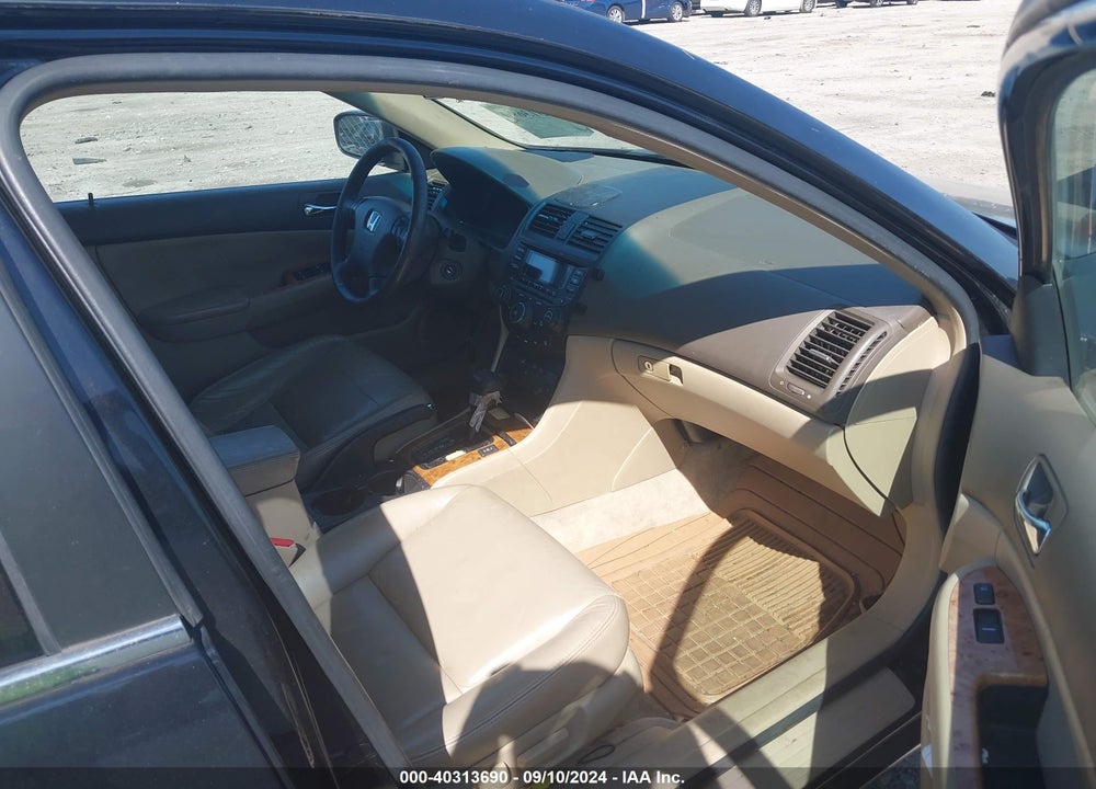 2003 HONDA ACCORD 3.0 EX VIN: 1HGCM66513A102947