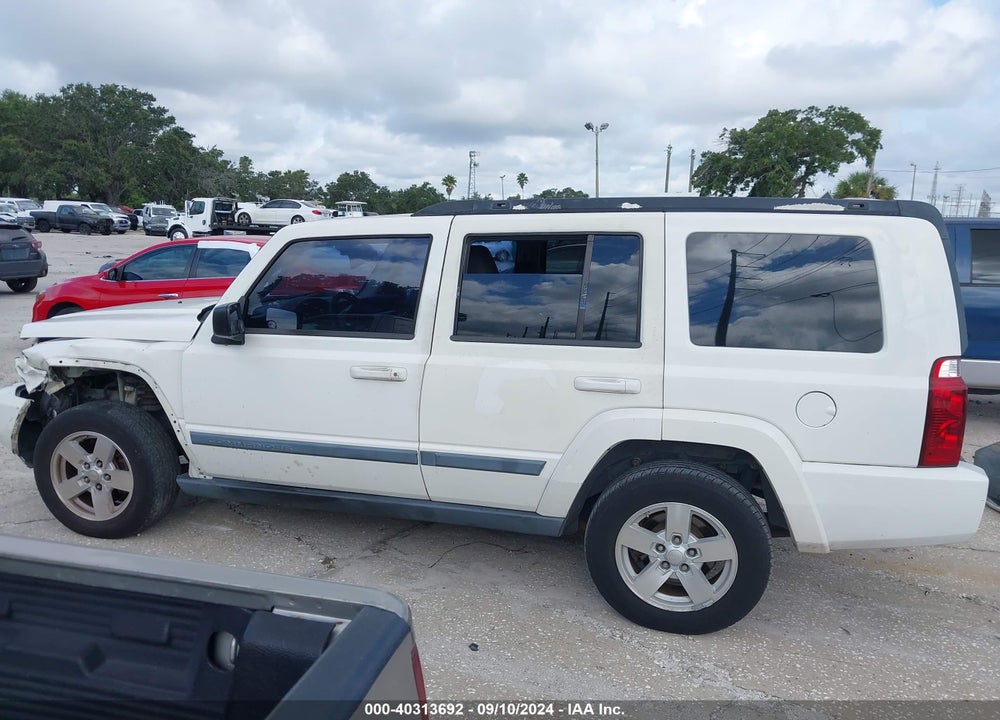 2008 JEEP COMMANDER SPORT VIN: 1J8HH48K88C145895