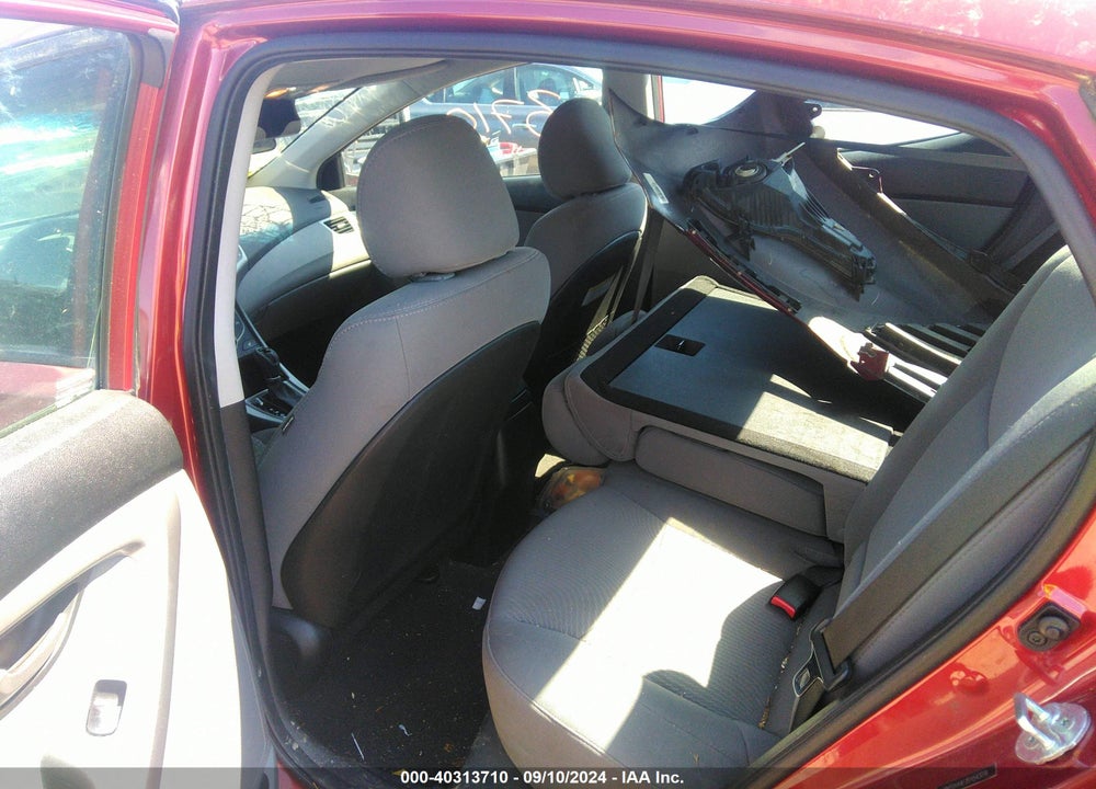 2014 HYUNDAI ELANTRA SE VIN: 5NPDH4AE2EH543016