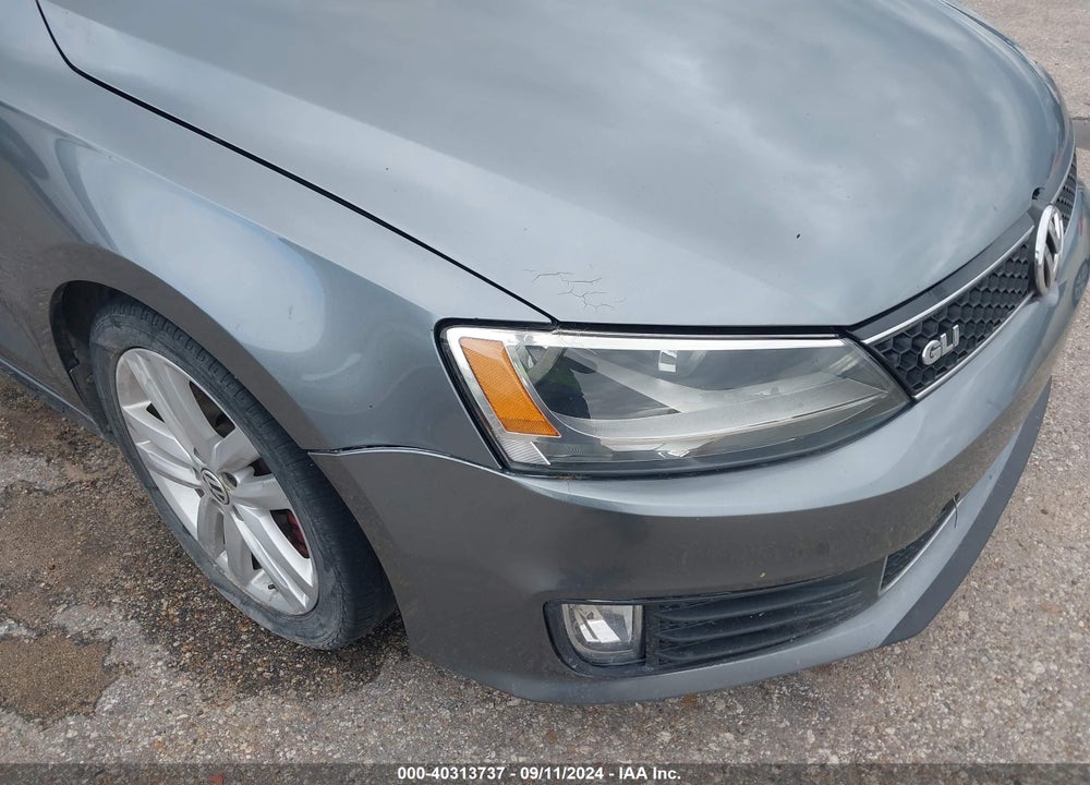 2014 VOLKSWAGEN JETTA GLI VIN: 3VW5S7AJ6EM358916