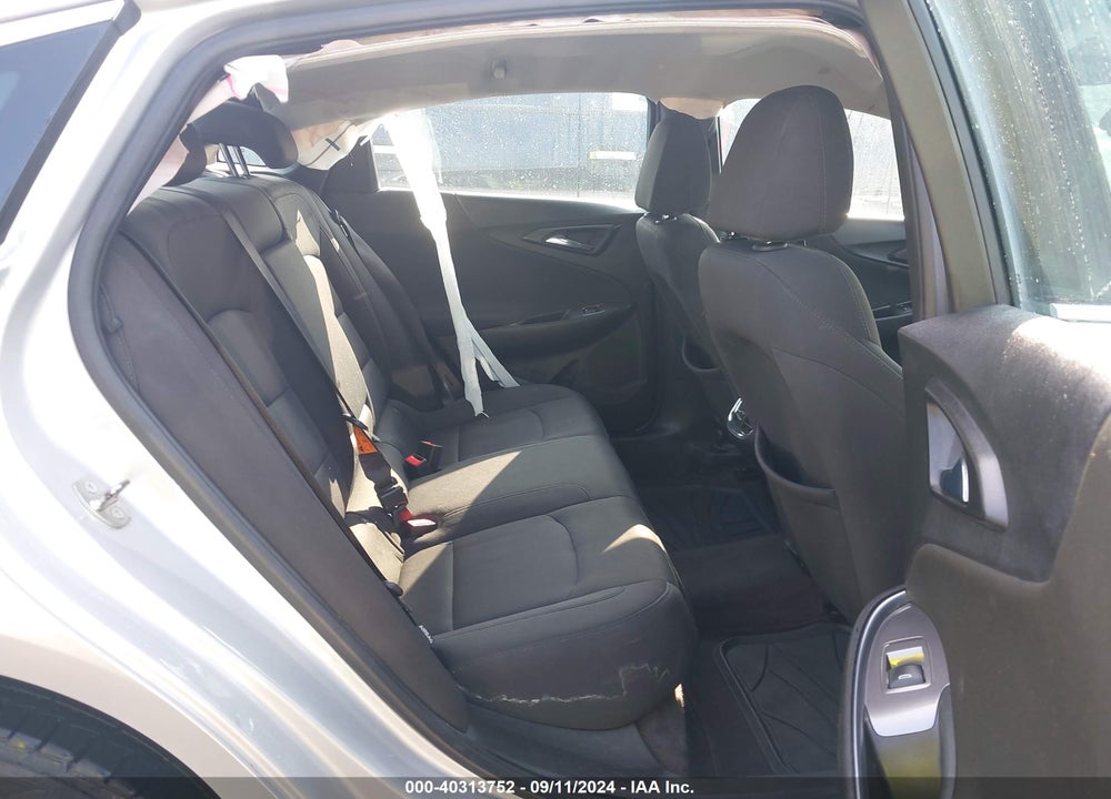 2018 CHEVROLET MALIBU LT VIN: 1G1ZD5ST1JF169533