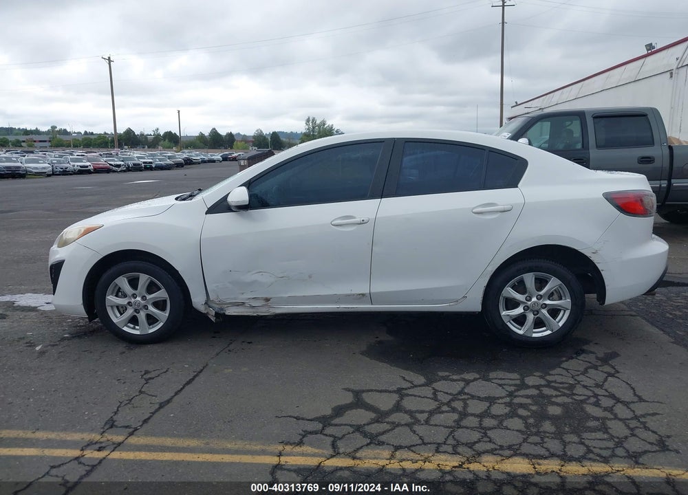 2011 MAZDA 3 I TOURING VIN: JM1BL1VG0B1479576