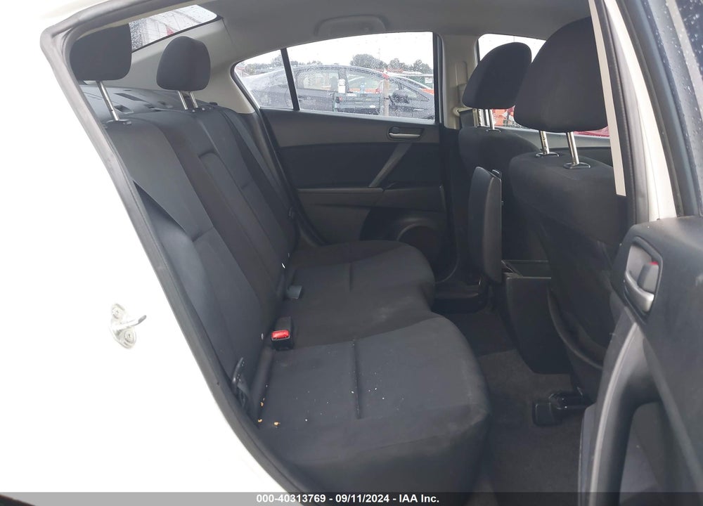 2011 MAZDA 3 I TOURING VIN: JM1BL1VG0B1479576