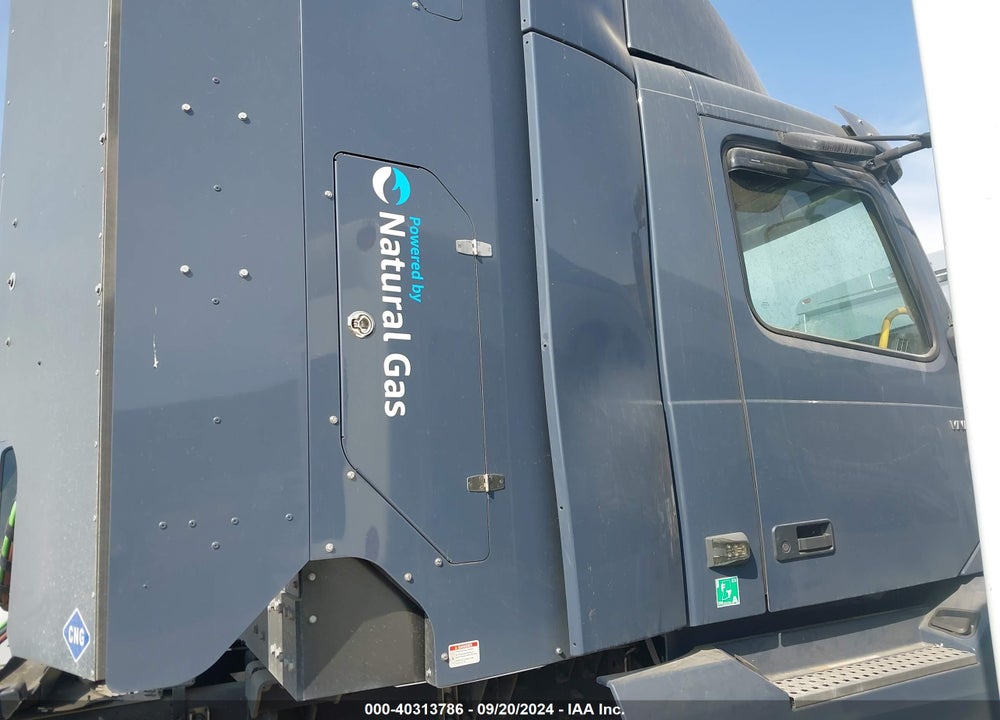 2022 VOLVO VNL VIN: 4V4NC9UG3NN318430