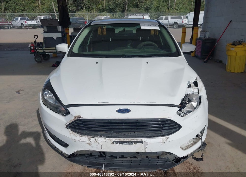 2018 FORD FOCUS SE VIN: 1FADP3FE0JL241564