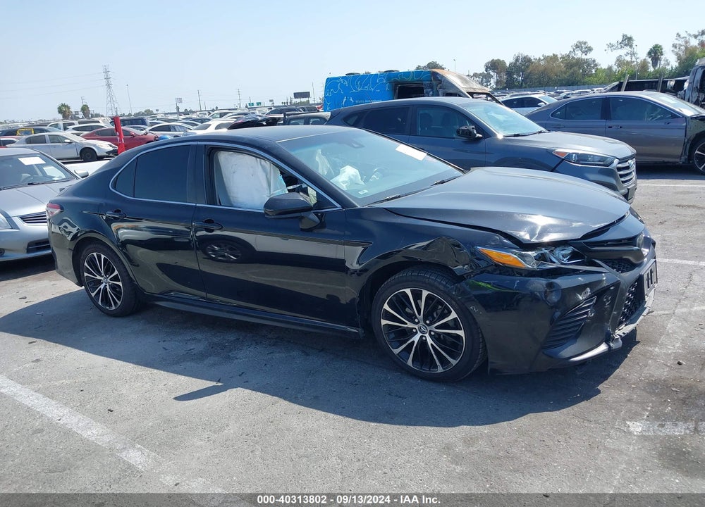 2019 TOYOTA CAMRY SE VIN: 4T1B11HK5KU177295