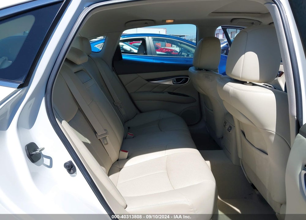 2011 INFINITI M37 VIN: JN1BY1AP4BM325879