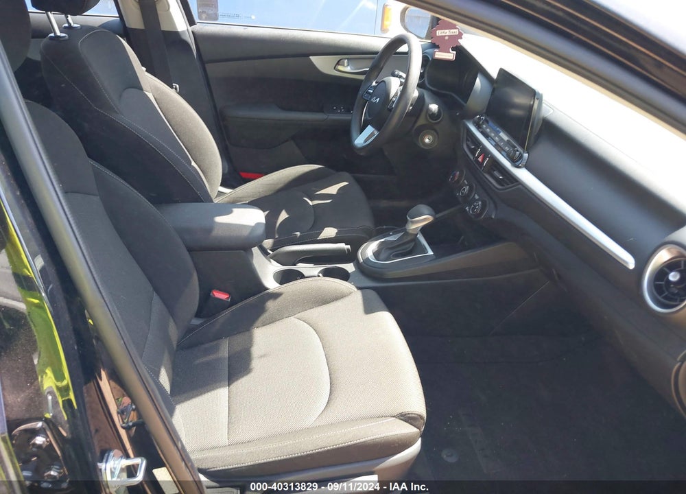 2024 KIA FORTE LXS VIN: 3KPF24AD2RE713726