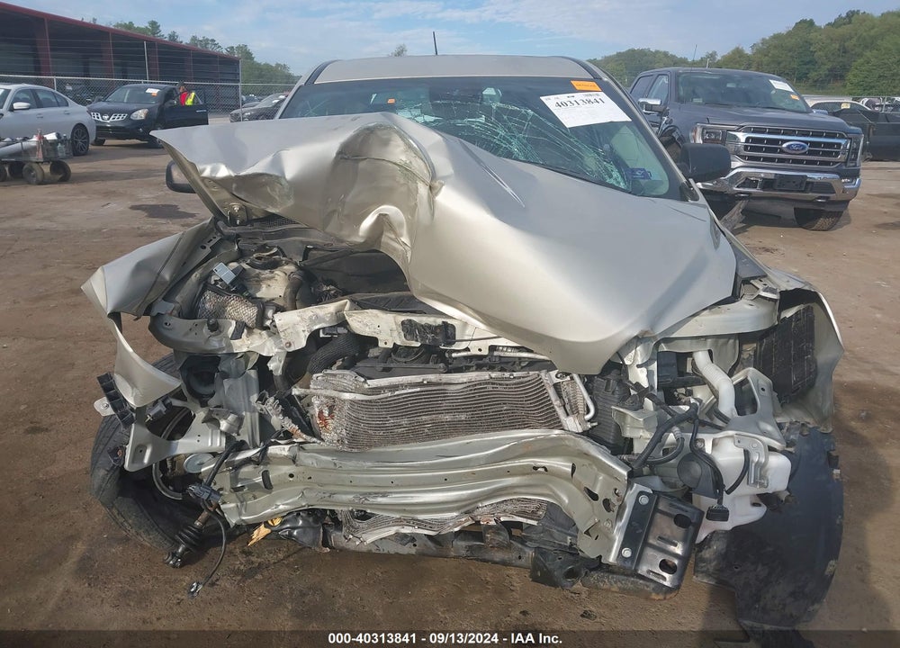2014 CHEVROLET EQUINOX LS VIN: 1GNALAEK2EZ115284