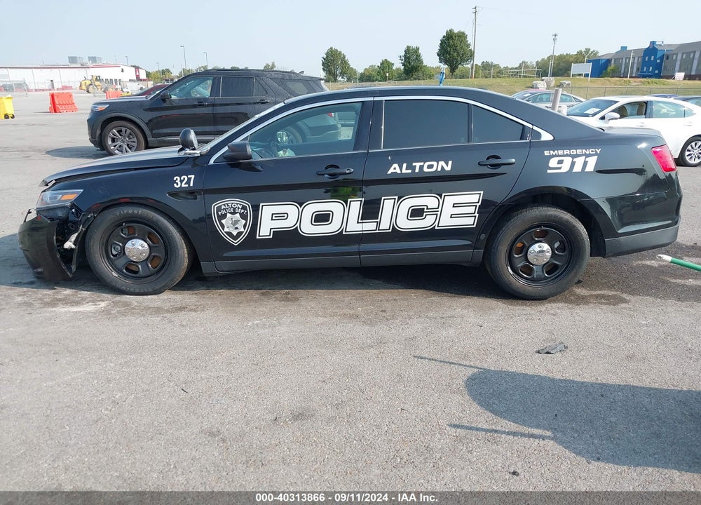 2017 FORD POLICE INTERCEPTOR VIN: 1FAHP2MK6HG140326