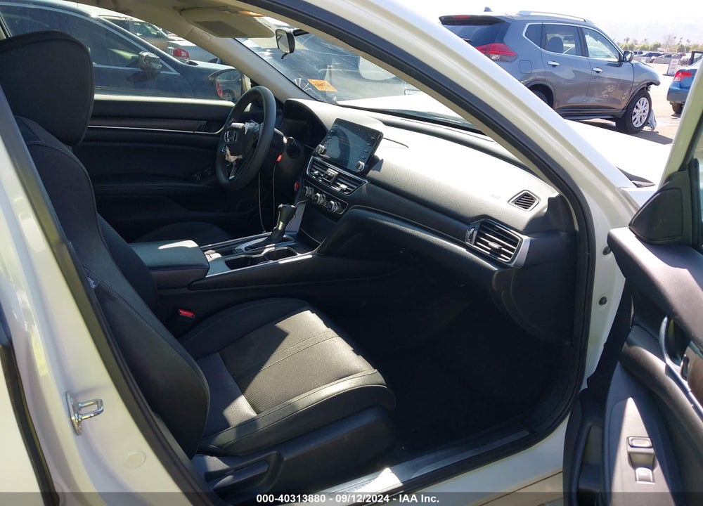 2018 HONDA ACCORD EX VIN: 1HGCV1F45JA033782
