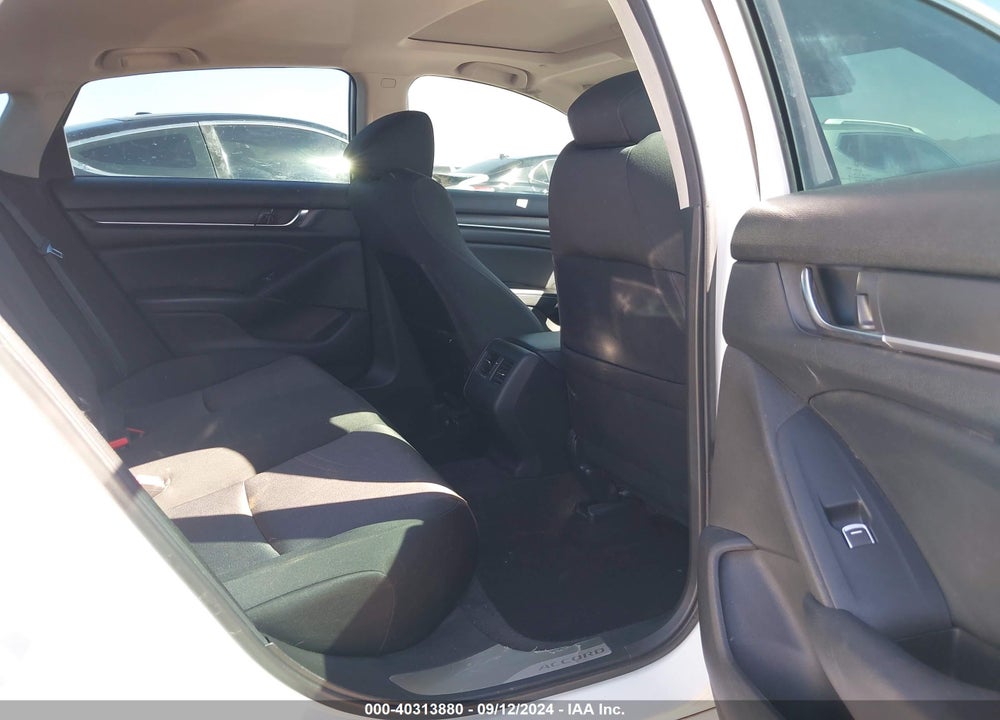 2018 HONDA ACCORD EX VIN: 1HGCV1F45JA033782