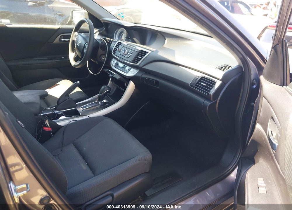 2015 HONDA ACCORD LX VIN: 1HGCR2F3XFA234392