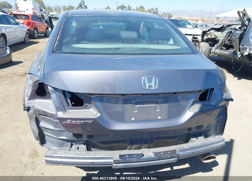 2015 HONDA ACCORD LX VIN: 1HGCR2F3XFA234392