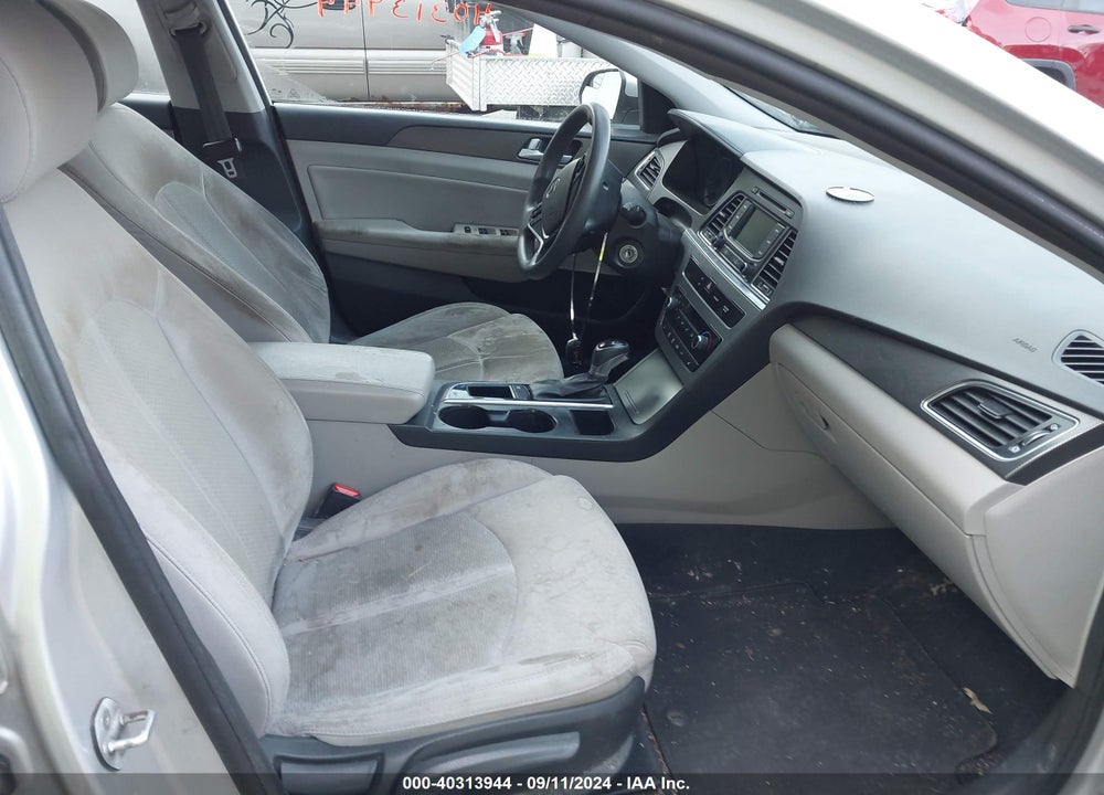2015 HYUNDAI SONATA SPORT VIN: 5NPE34AF6FH103734