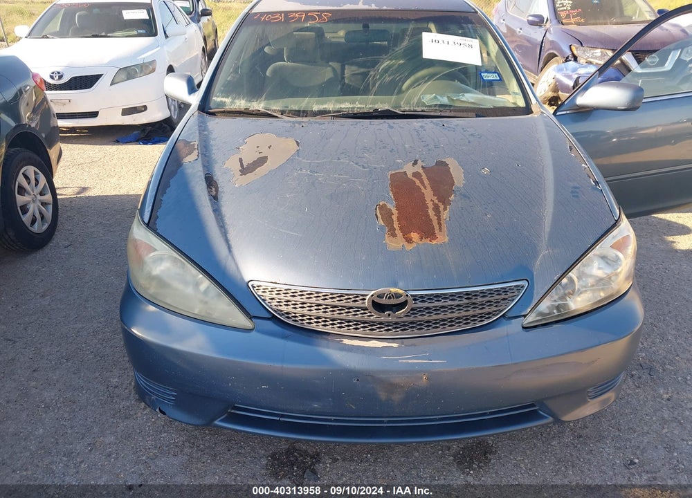 2004 TOYOTA CAMRY LE VIN: 4T1BE32K04U921770