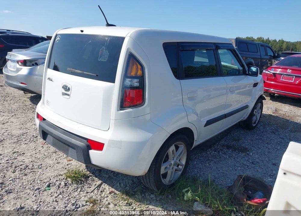 2010 KIA SOUL VIN: KNDJT2A23A7139295