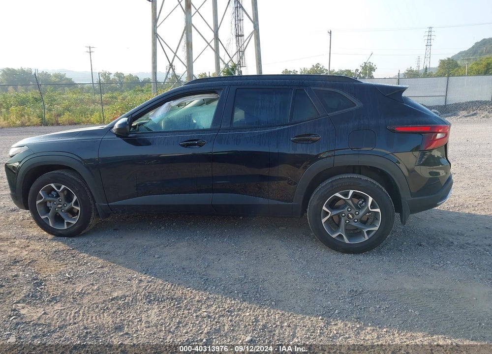2024 CHEVROLET TRAX FWD LT VIN: KL77LHE20RC244481