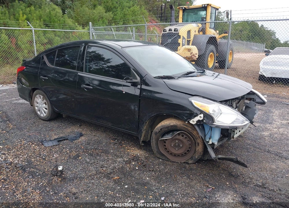 2018 NISSAN VERSA 1.6 S+ VIN: 3N1CN7AP1JL830156