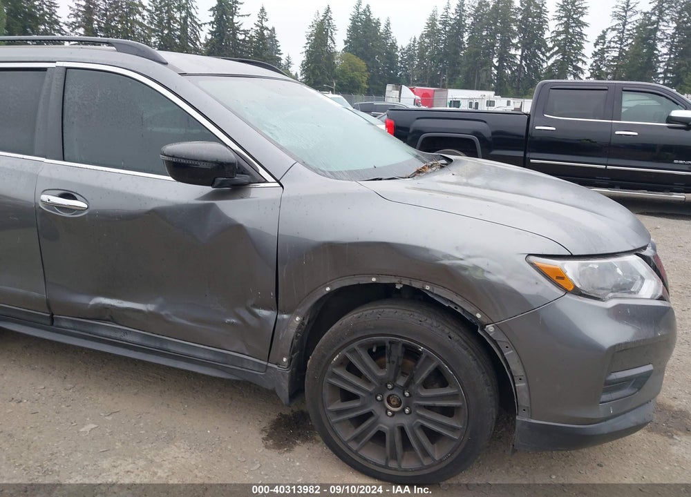 2018 NISSAN ROGUE SV VIN: 5N1AT2MT8JC786251