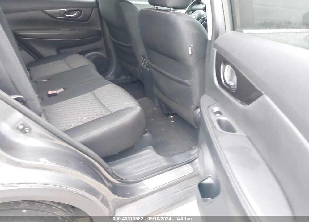 2018 NISSAN ROGUE SV VIN: 5N1AT2MT8JC786251
