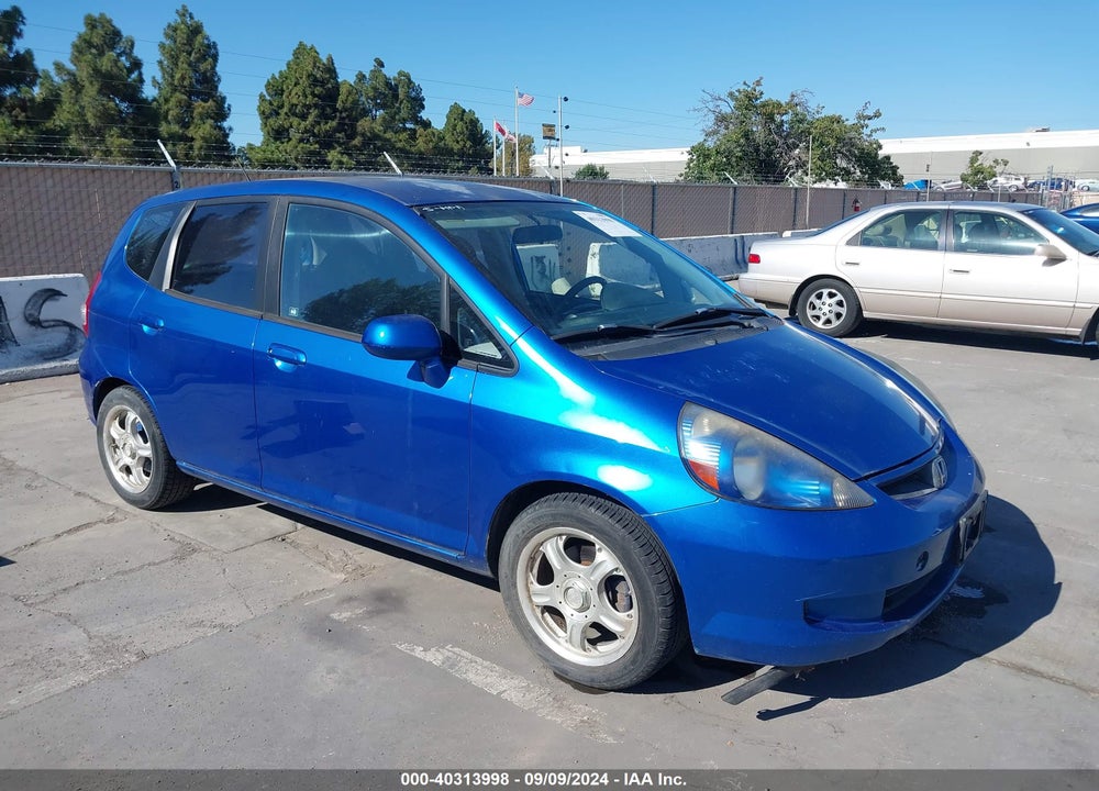2008 HONDA FIT VIN: JHMGD38448S031116