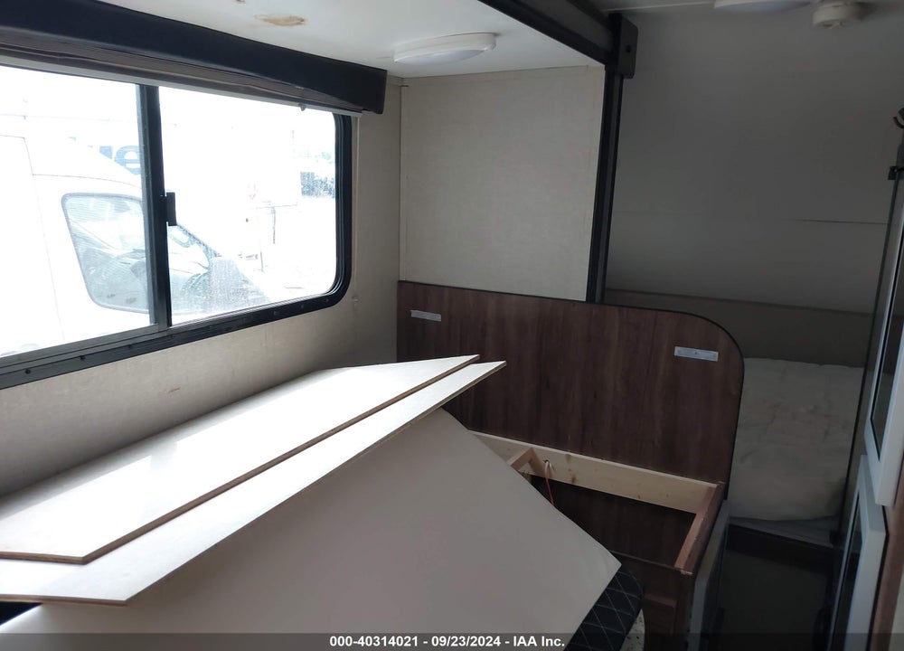 2018 TRAVEL TRL FALCON 24BH VIN: 55MT1KN18JP002495