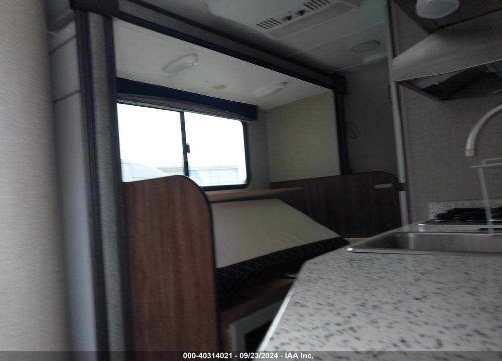 2018 TRAVEL TRL FALCON 24BH VIN: 55MT1KN18JP002495