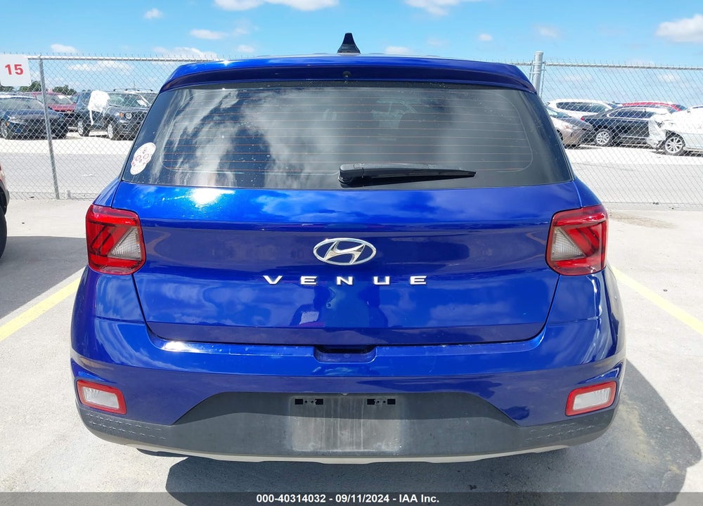 2021 HYUNDAI VENUE SE VIN: KMHRB8A38MU096964