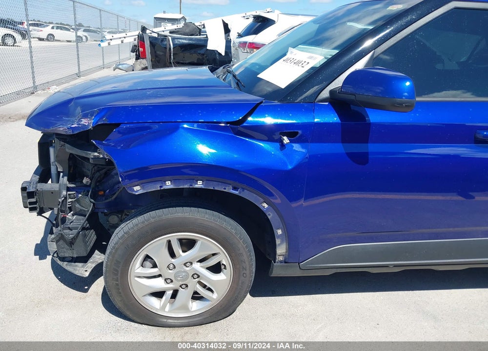 2021 HYUNDAI VENUE SE VIN: KMHRB8A38MU096964