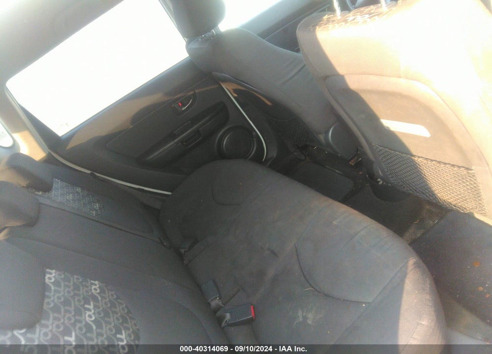 2010 KIA SOUL VIN: KNDJT2A2XA7162623