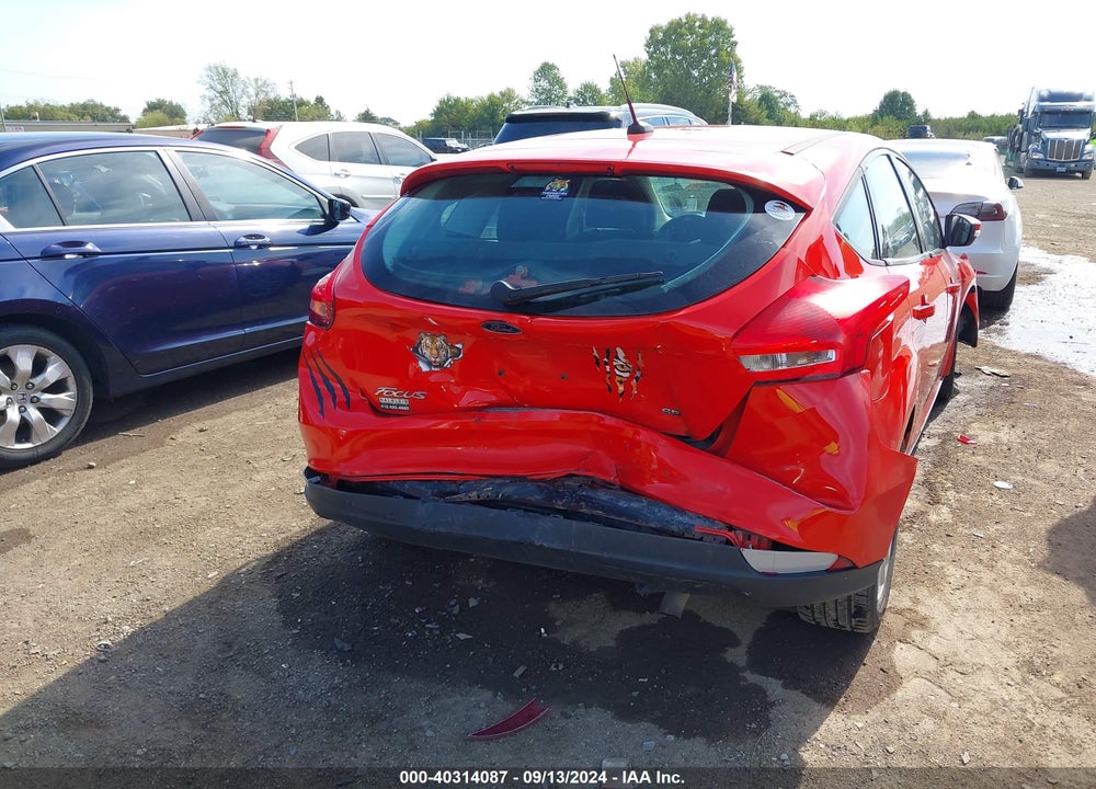 2017 FORD FOCUS SE VIN: 1FADP3K27HL272803