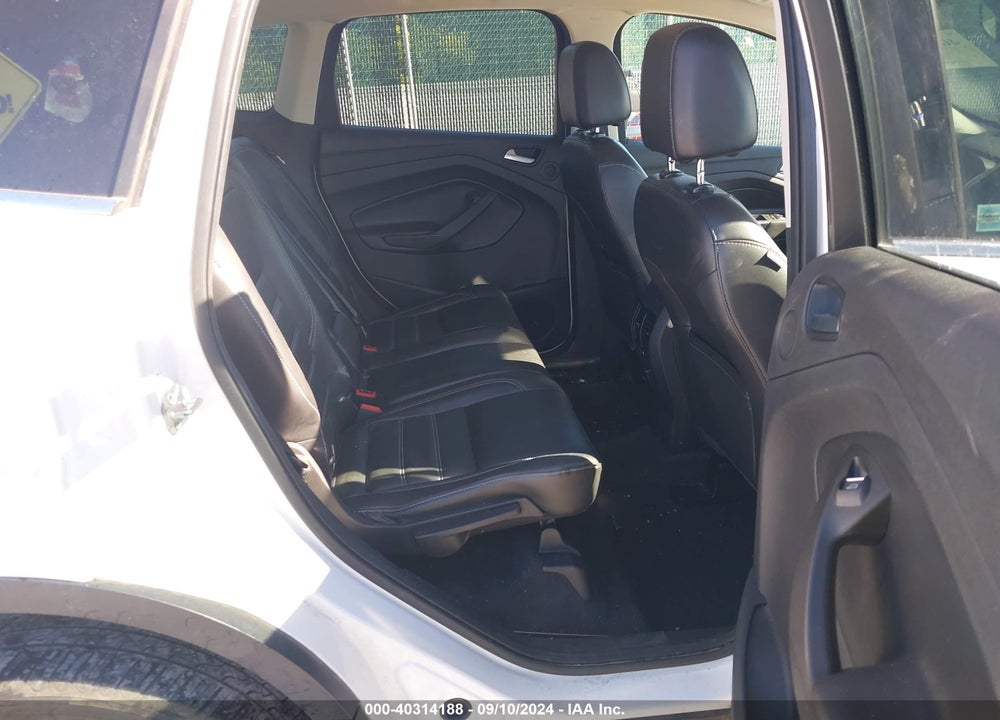 2017 FORD ESCAPE TITANIUM VIN: 1FMCU9J9XHUE90305