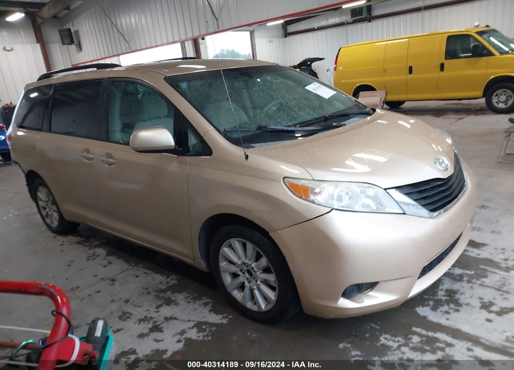 2012 TOYOTA SIENNA LE 7 PASSENGER VIN: 5TDJK3DC7CS038069