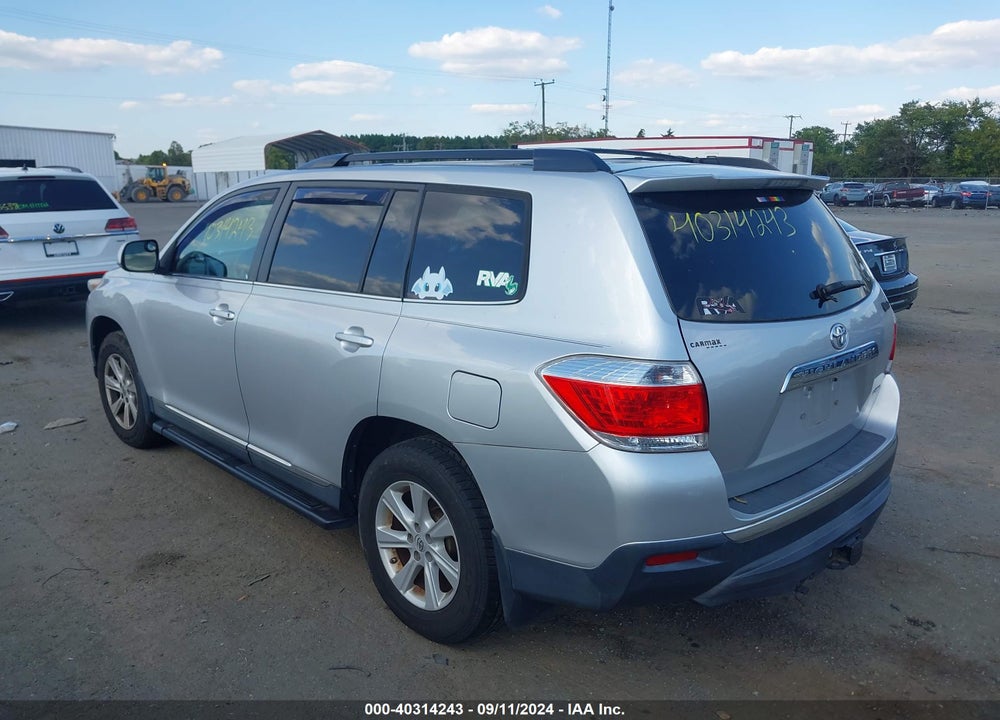 2013 TOYOTA HIGHLANDER BASE PLUS V6 VIN: 5TDBK3EH7DS192992
