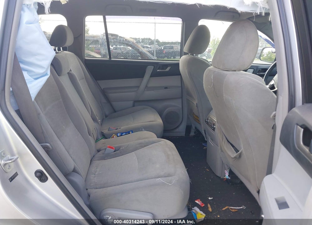 2013 TOYOTA HIGHLANDER BASE PLUS V6 VIN: 5TDBK3EH7DS192992