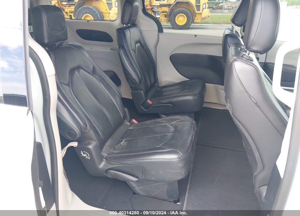2022 CHRYSLER PACIFICA TOURING L VIN: 2C4RC1BG9NR117927