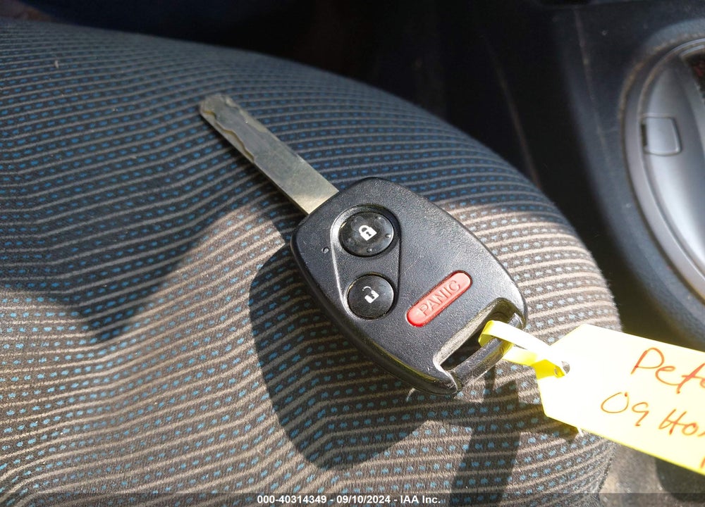 2009 HONDA FIT SPORT VIN: JHMGE88489S031695