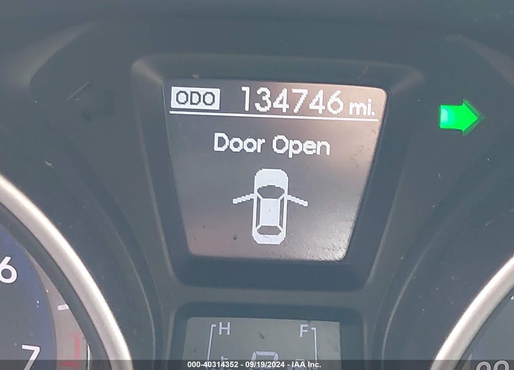 2014 HYUNDAI ELANTRA GT VIN: KMHD35LH5EU207860