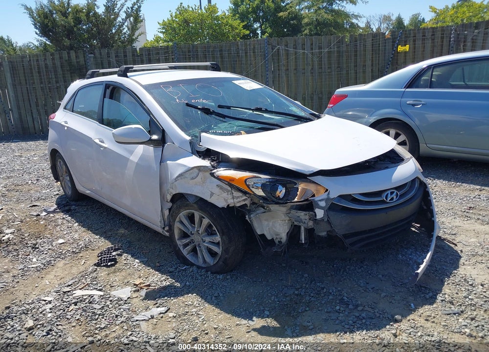 2014 HYUNDAI ELANTRA GT VIN: KMHD35LH5EU207860