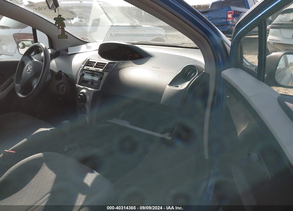 2010 TOYOTA YARIS VIN: JTDJT4K38A5286484