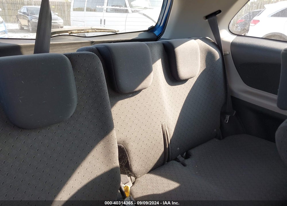 2010 TOYOTA YARIS VIN: JTDJT4K38A5286484