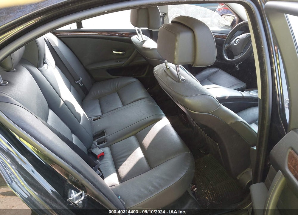 2008 BMW 528XI VIN: WBANV13538CZ51093