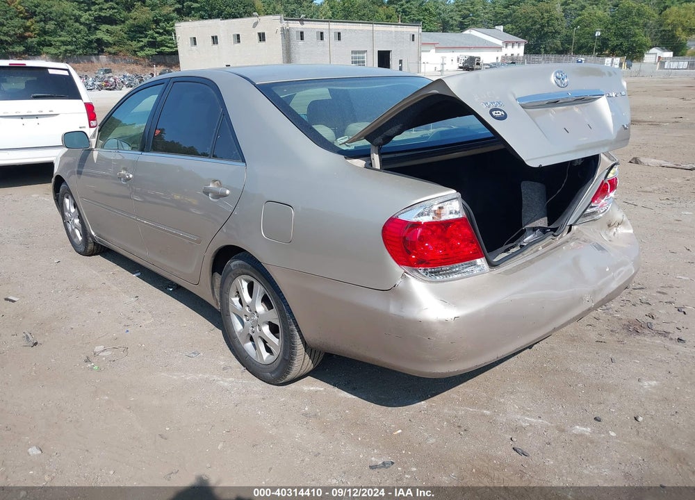 2005 TOYOTA CAMRY VIN: 4T1BF30K95U086219