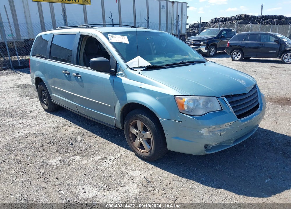2008 CHRYSLER TOWN & COUNTRY LX VIN: 2A8HR44H58R829527
